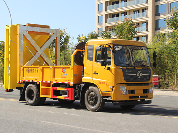 CLW5150TFZD6防撞緩沖車