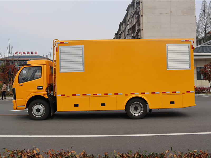 東風(fēng)大多利卡電源車