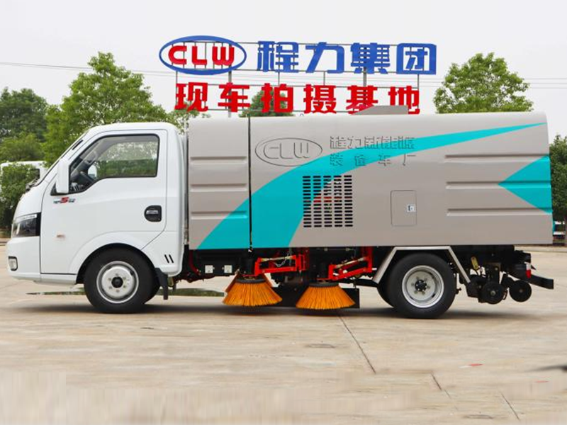 東風(fēng)CL5040TSLBEV型純電動(dòng)掃路車(chē)